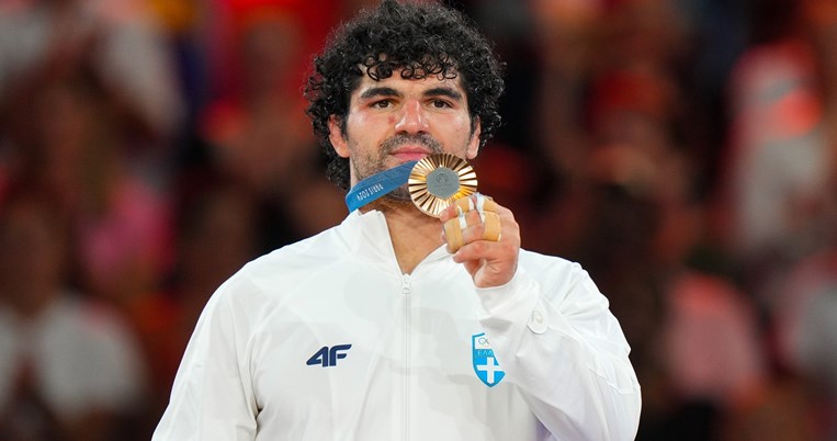 Θοδωρής Τσελίδης