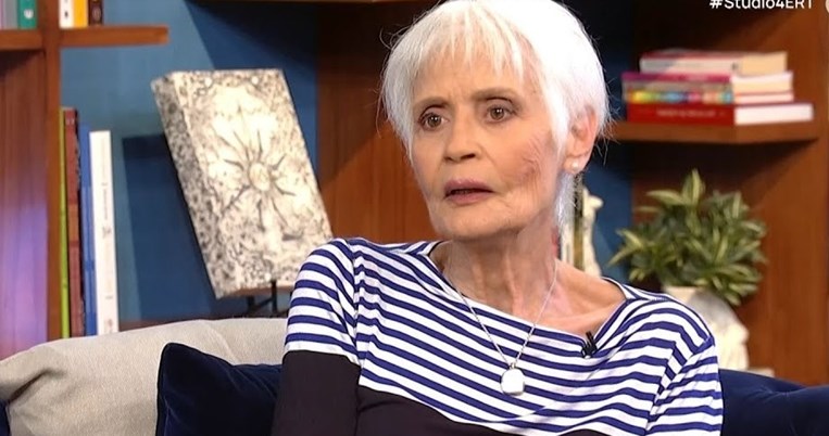 πόπη αστεριαδη