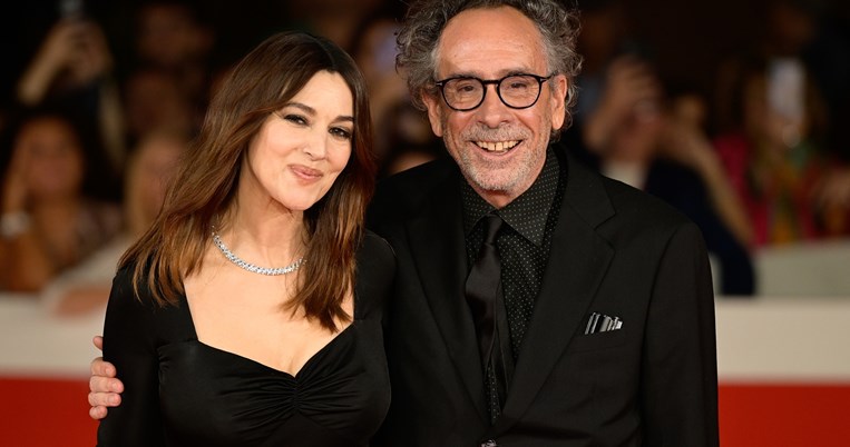 Monica Bellucci  Tim Burton