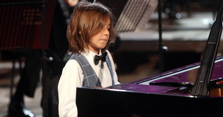 Στέλιος Κερασίδης