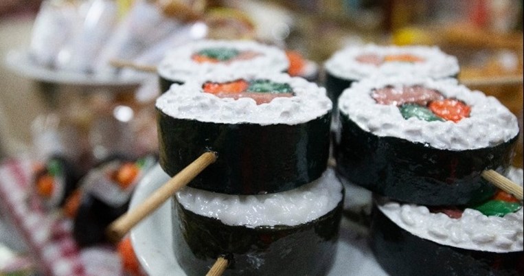 Λαμπάδες σούσι