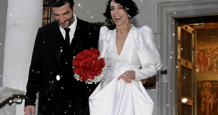 ‘Ελενα Τοπαλίδου