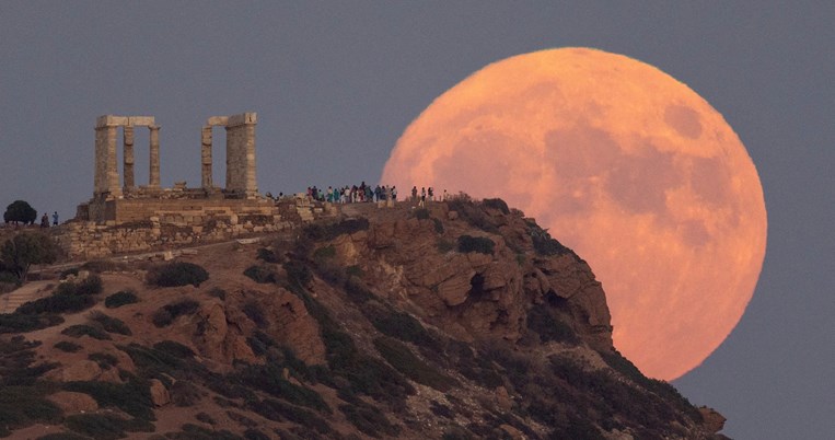 πανσέληνος Αυγούστου 2023, ναός ποσειδώνα