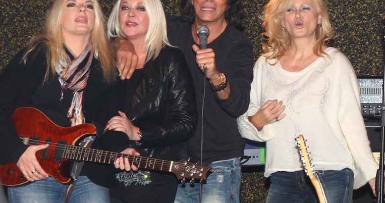 _PANIA_KOROMILA_PSINAKIS_NIKOLOYLI_