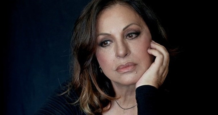 χαρουλα_αλεξιου