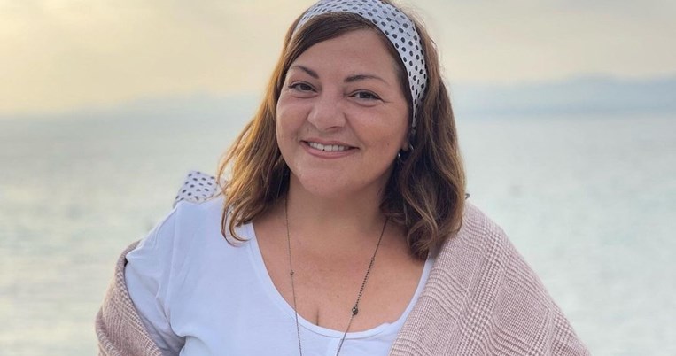 βικυ_σταυροπουλου