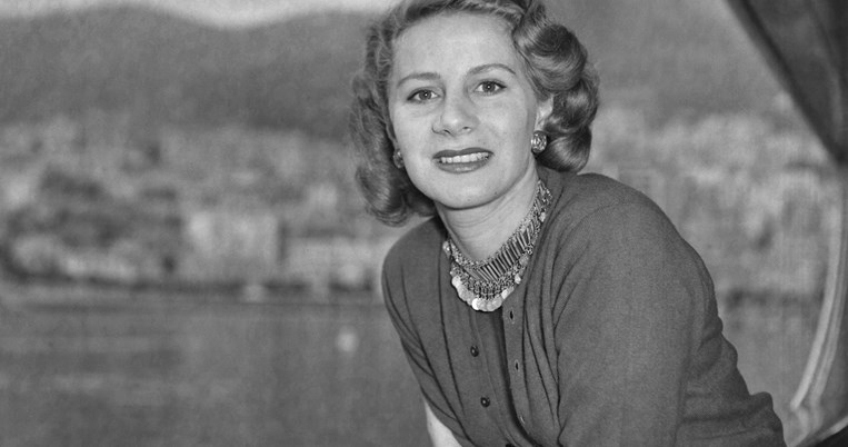 Τίνα Λιβανίου