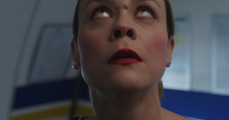 Airhostess, Θανάσης Νεοφώτιστος