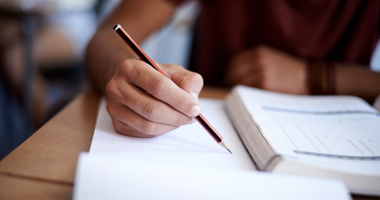 πανελλήνιες, εξετάσεις