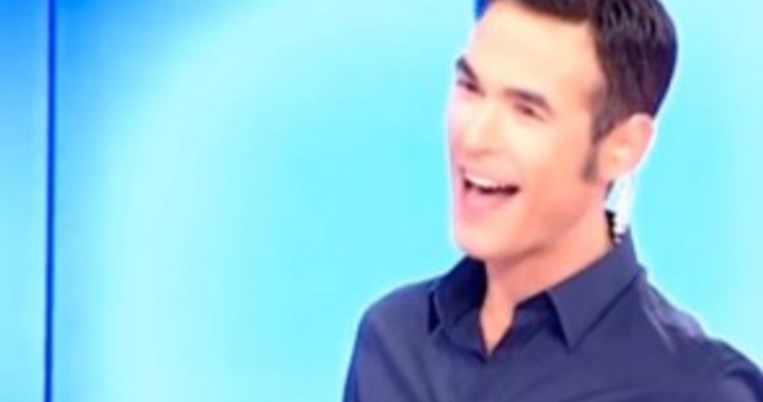 Πόσο κοστίζει στα αλήθεια η κολόνια που πουλάει ο Φουρθιώτης; Το βίντεο που κυκλοφορεί στο YouTube