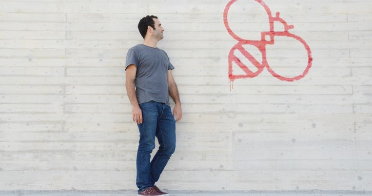 Tiz: Καλωσορίζουμε το Ελληνικό tinder στο online φλερτ