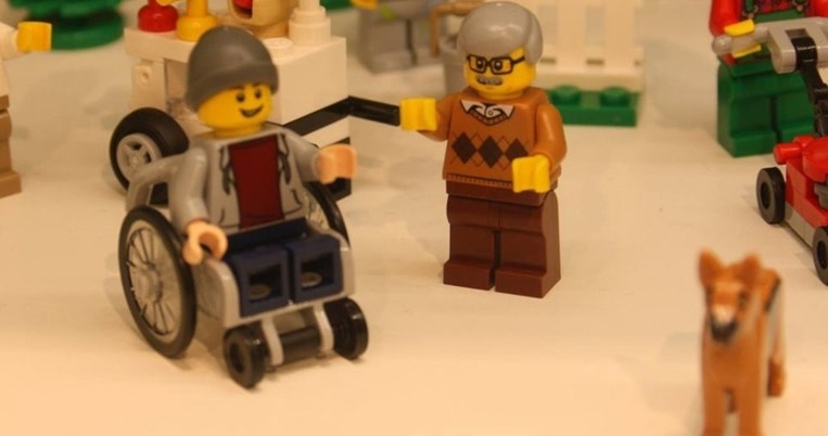 Η Lego λανσάρει για πρώτη φορά φιγούρες με αναπηρία στα παιχνίδια της