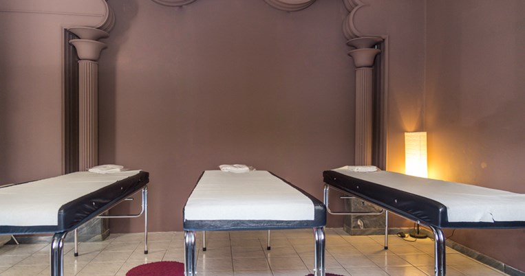 Έκανα κι εγώ μασάζ με 10 ευρώ στο Le Μassage και κατέληξα ότι η φτηνή πολυτέλεια είναι πιο γλυκιά  