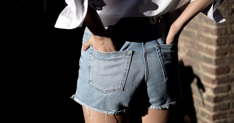 5 εμφανίσεις με σορτς που θα σου χαρίσουν το παράσημο της κακόγουστης