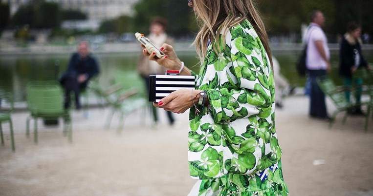Τι φόρεσαν οι γυναίκες στην εβδομάδα μόδας Υψηλής Ραπτικής του Παρισιού. Το steet style που εμπνέει 