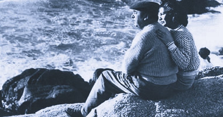 «Η Νύχτα στο Νησί». Όταν ο Πάμπλο Νερούδα ύμνησε τον καλοκαιρινό έρωτα σε ένα συγκινητικό ποίημα