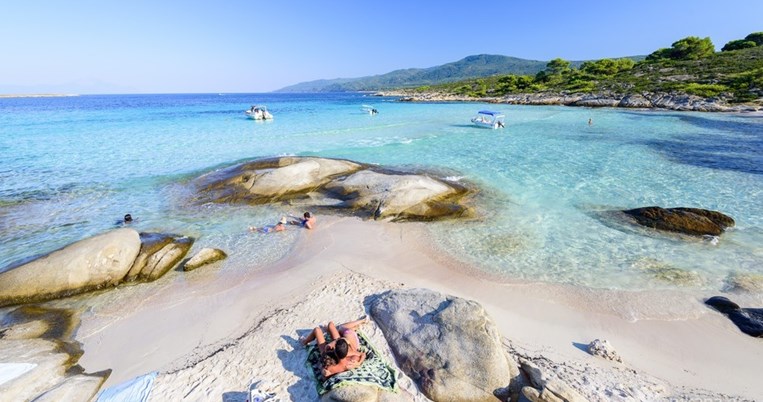 Το άγνωστο εξωτικό νησί της Ελλάδας με τον κρυμμένο άσσο στο μανίκι