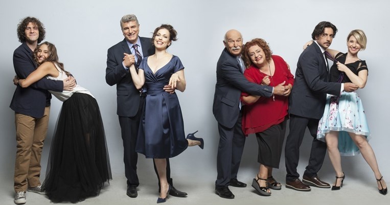 Αλλαγή της τελευταίας στιγμής. Ποιος αποχωρεί ξαφνικά από τo Mην Αρχίζεις την Μουρμούρα;