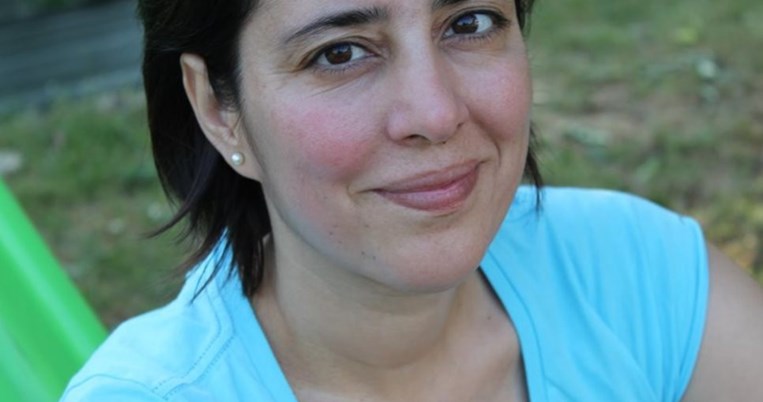 Η δημοσιογράφος Μαρία Δεναξά καταγγείλει δημόσια εστιατόριο στη Σύρο για τις φουσκωμένες τιμές 