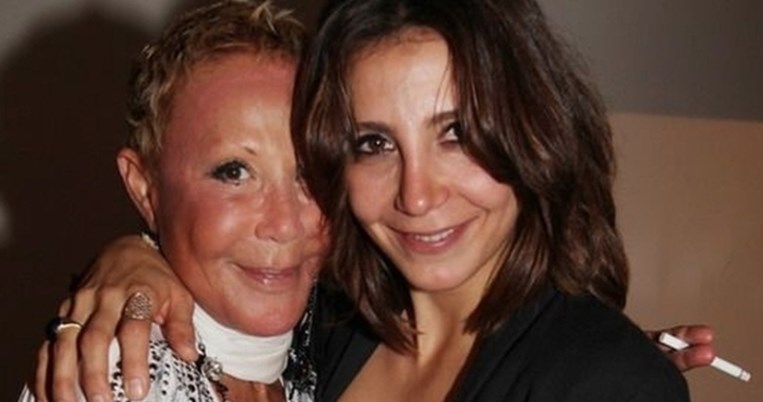 Το συγκινητικό, γεμάτο αγάπη, μήνυμα αποχαιρετισμού της Μαρίας Ελένης Λυκουρέζου για τη μαμά της