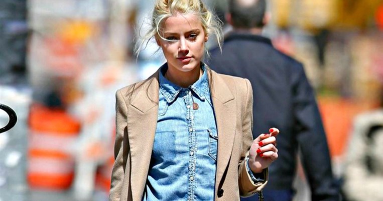 Aν φορέσεις άλλη απόχρωση τζιν φέτος θα είναι λάθος