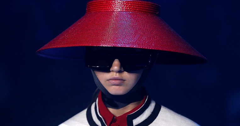 «Του χρόνου το καλοκαίρι θα ξαναθυμηθείς την γλυκιά υπερβολή των 80s» είπε ο Gucci 