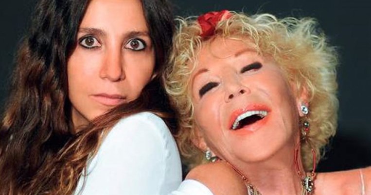 Η Μαρία Ελένη Λυκουρέζου μιλάει πρώτη φορά για τη Ζωή Λάσκαρη μετά την ξαφνική απώλεια