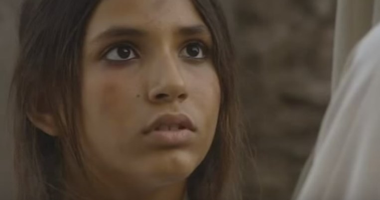 Θυμάστε την Κατίνα από της Μάγισσες της Σμύρνης; Δείτε το ρόλο της στη Μουρμούρα, σήμερα