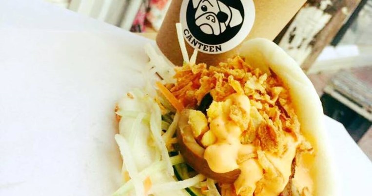 Mr. Pug’s Canteen: Το πιο γκουρμέ, αχνιστό bao bun θα το φας σε μια καντίνα στο Χαλάνδρι 