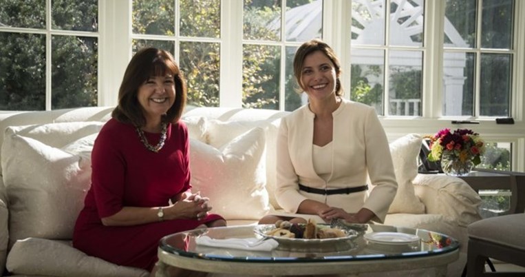 Το σικάτο ιβουάρ ταγέρ της Μπέτυς Μπαζιάνα στον Λευκό Οίκο και ο αναγραμματισμός στο όνομά της