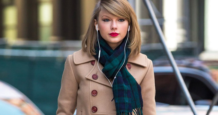 H ντουλάπα της Taylor Swift μοιάζει με καλοστημένη αποθήκη