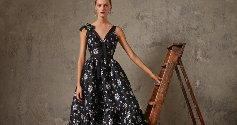 «Αυτό το φόρεμα από τα H&M είναι φτιαγμένο για σταρ του σινεμά» είπε ο οσκαρικός σκηνοθέτης