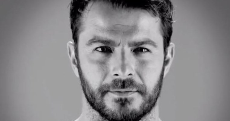 Τι δουλειά έχει ο Ντάνος δίπλα στη Νάταλι Πόρτμαν και τον Τζόνι Ντεπ;