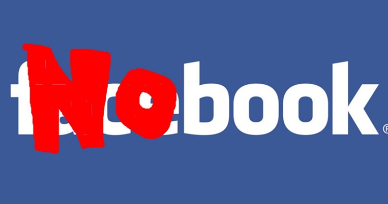 Η Νινέττα και οι δύο Μαρίες που αντιστέκονται στο Facebook. Δε θέλουν, βρε παιδί μου