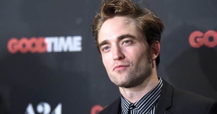 H θεϊκή αντίδραση του Ρόμπερτ Πάτινσον σε δύσκολη ερώτηση δημοσιογράφου στην Αθήνα