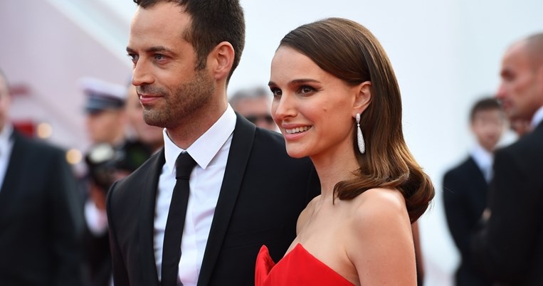 Αυτοί είναι οι διάσημοι του Χόλιγουντ που ερωτεύτηκαν έναν από εμάς