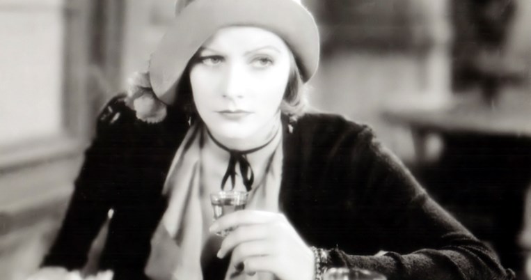 «Μιλάω μόνη μου, στον εαυτό μου». Η Γκρέτα Γκάρμπο μιλάει για τη ζωή με την κατάθλιψη