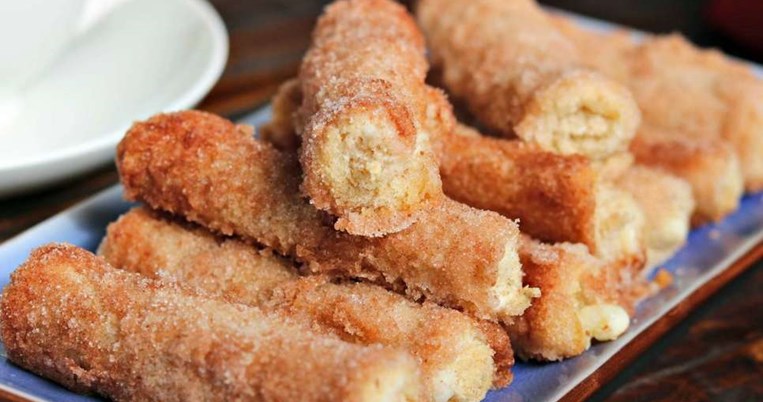 Tα πανεύκολα, γιορτινά μηλοπιτάκια με ψωμί του τοστ του Βασίλη Καλλίδη