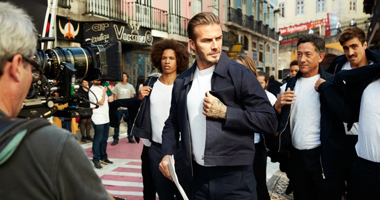 Τι συνέβη και όλοι αντιγράφουν τον Ντέιβιντ Μπέκαμ; 