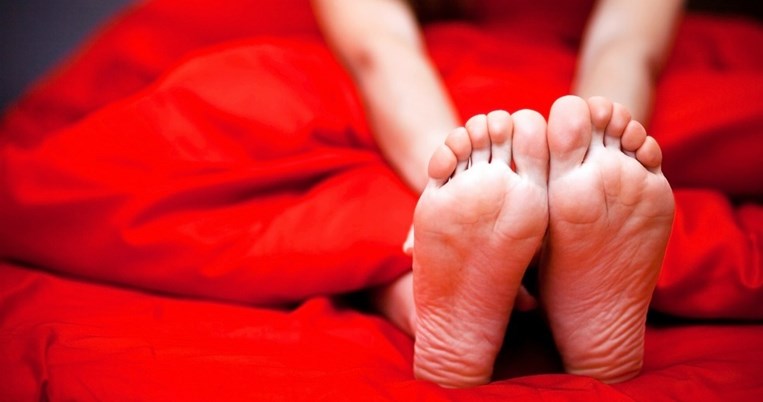 Τι είναι το Σύνδρομο Ανήσυχων Ποδιών και ποια είναι τα πρώτα συμπτώματα 