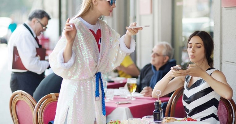 Εάν δεις αυτό το βίντεο με τα συμπτώματα της δυσανεξίας στη γλουτένη θα καταλάβεις πολλά