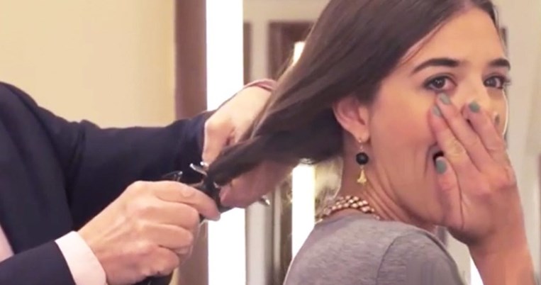 Από μαλλιά μέχρι τη μέση σε κοντό καρέ. Η απίστευτη μεταμόρφωση μίας γυναίκας που το πήρε απόφαση