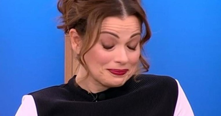 «Ο κόσμος δεν ξέρει για τον Γιάννη Μπέζο αυτό που σας λέω». Η εξομολόγηση της Δάφνης Λαμπρόγιαννη