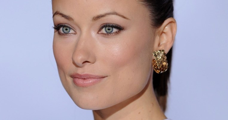 Η Olivia Wilde παραδέχεται ποιο είναι το ανατρεπτικό συστατικό της καθημερινής της περιποίησης