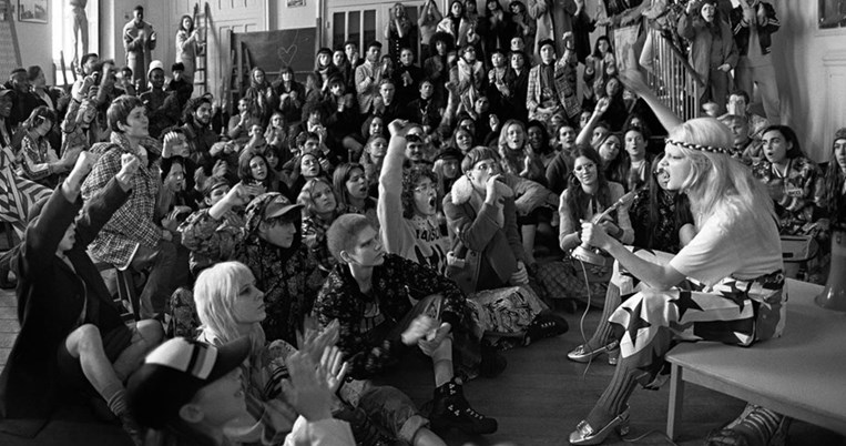 Η νέα διαφήμιση του οίκου Gucci είναι ό,τι πιο επαναστατικό είδαμε τελευταία στο χώρο της μόδας