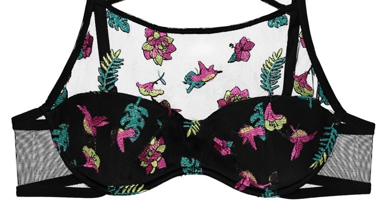 Spring/Summer 18: Η TEZENIS εμπνέεται και δημιουργεί για γυναίκες που γιορτάζουν τη διαφορετικότητα