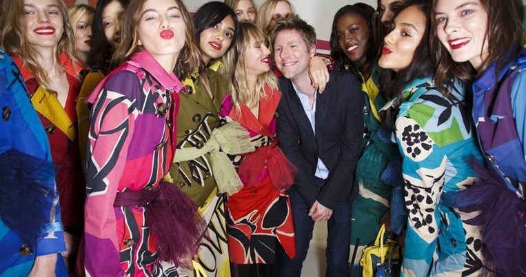 Αγάπη μου, συρρίκνωσα τον οίκο Burberry