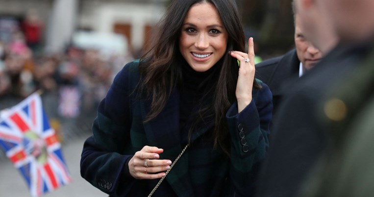 Η Mέγκαν Μαρκλ δεν βγάζει ποτέ από πάνω της αυτά τα παπούτσια που επιμηκύνουν το πόδι