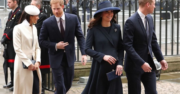 Κάτι πήγε πολύ λάθος με αυτή την κοινή εμφάνιση της Μέγκαν Μαρκλ και της Κέιτ Μίντλετον