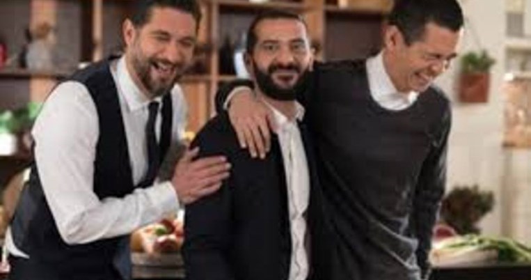 H hot ατάκα του Πάνου Ιωαννίδη. Άρχισαν να γελούν πονηρά Κουτσόπουλος και Κοντιζάς